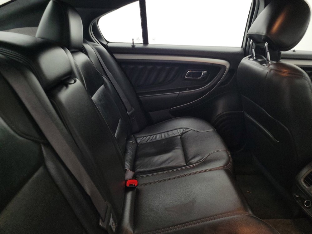 Used 2017 Ford Taurus SEL image 19
