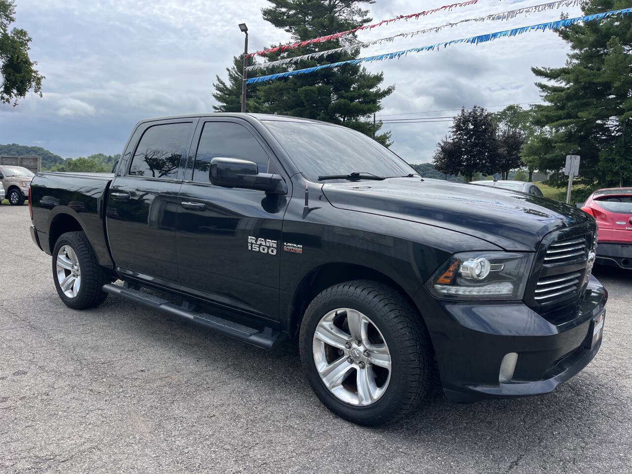 Used 2016 RAM 1500 Sport image 10