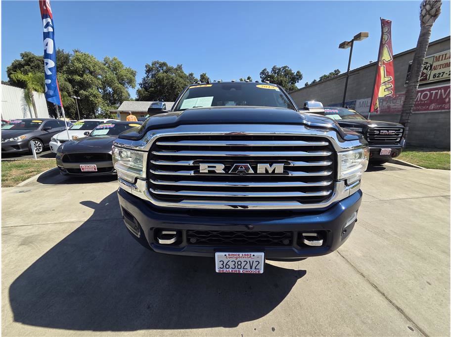 Used 2019 RAM 2500 Limited AWD/4WD image 2