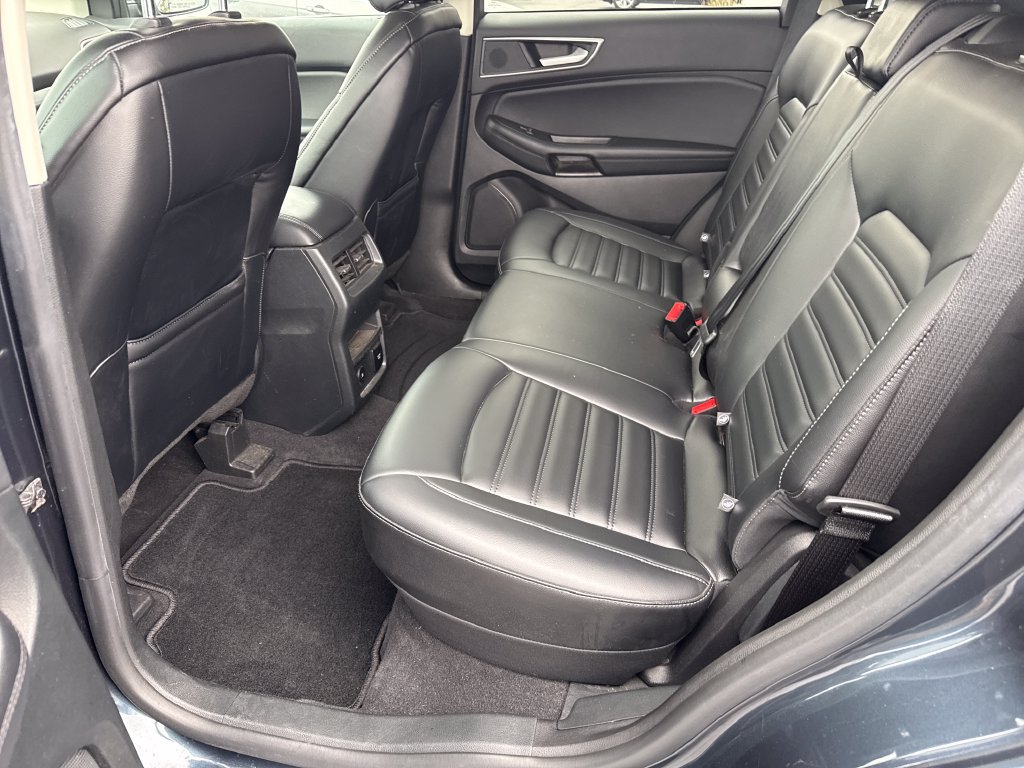 Used 2023 Ford Edge SEL w/ Convenience Package AWD/4WD image 17
