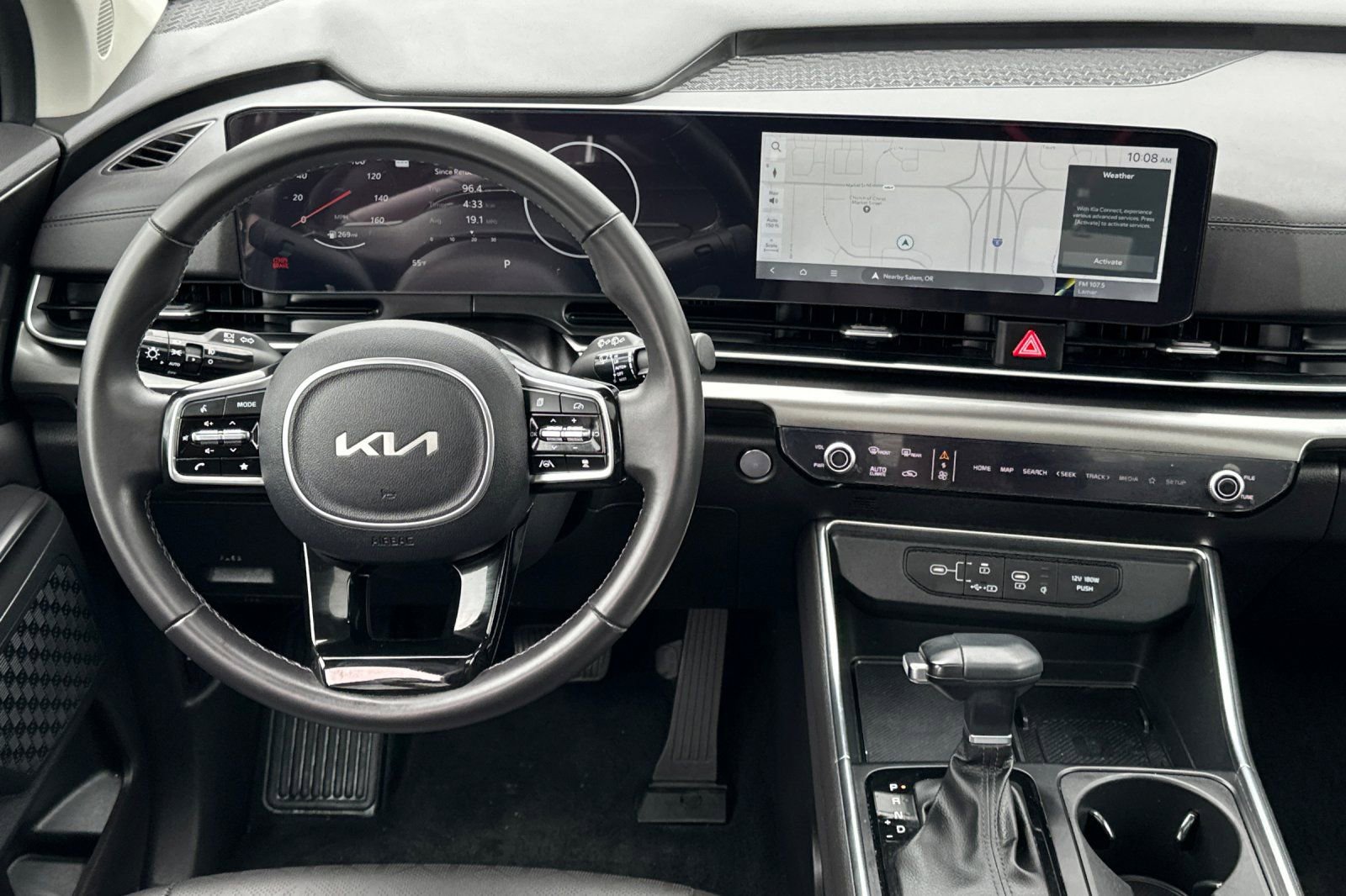 Used 2025 Kia Carnival SX w/ SX Dark Edition Package FWD image 14