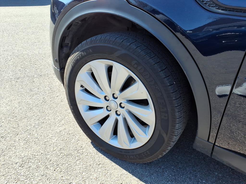 Used 2021 Land Rover Discovery Sport SE AWD/4WD image 9