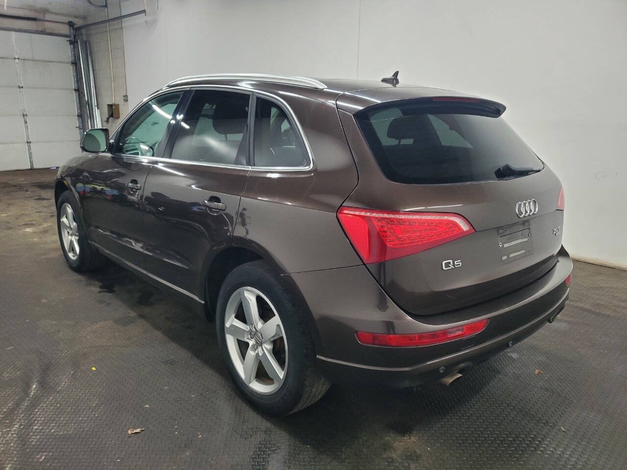 Used 2011 Audi Q5 2.0T Premium Plus AWD/4WD image 5