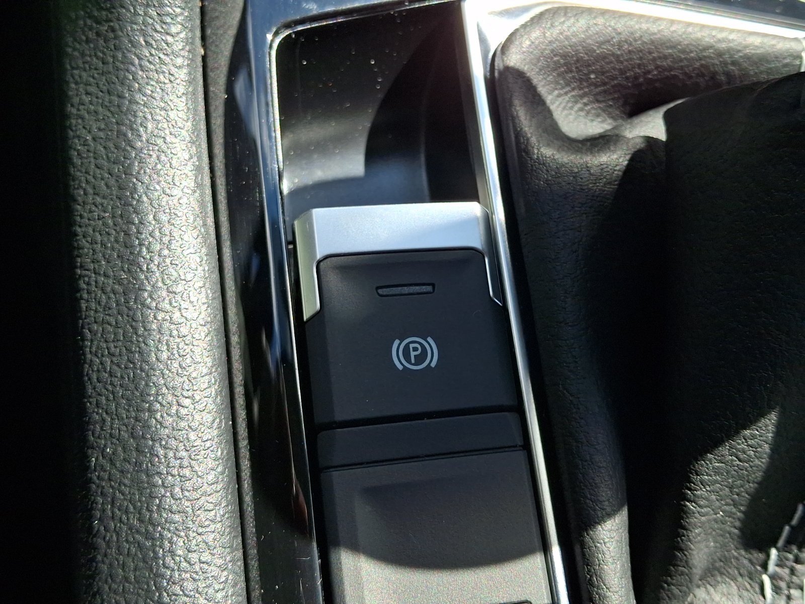 Used 2023 Volkswagen Taos S FWD image 27