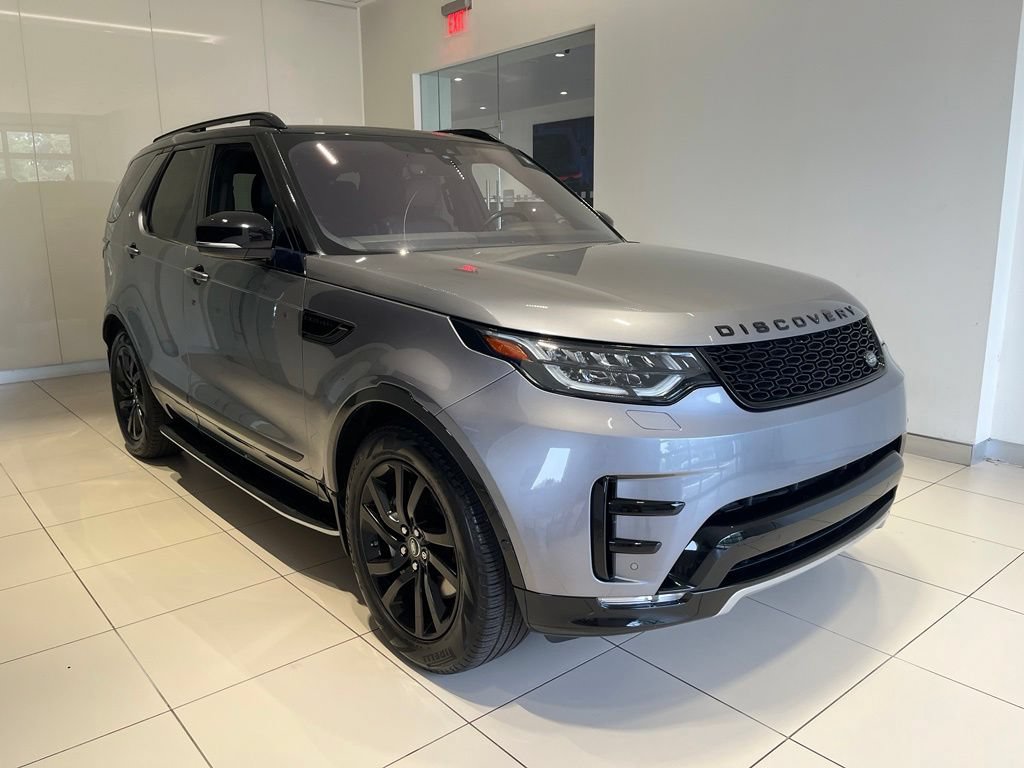 Used 2020 Land Rover Discovery Landmark AWD/4WD image 9