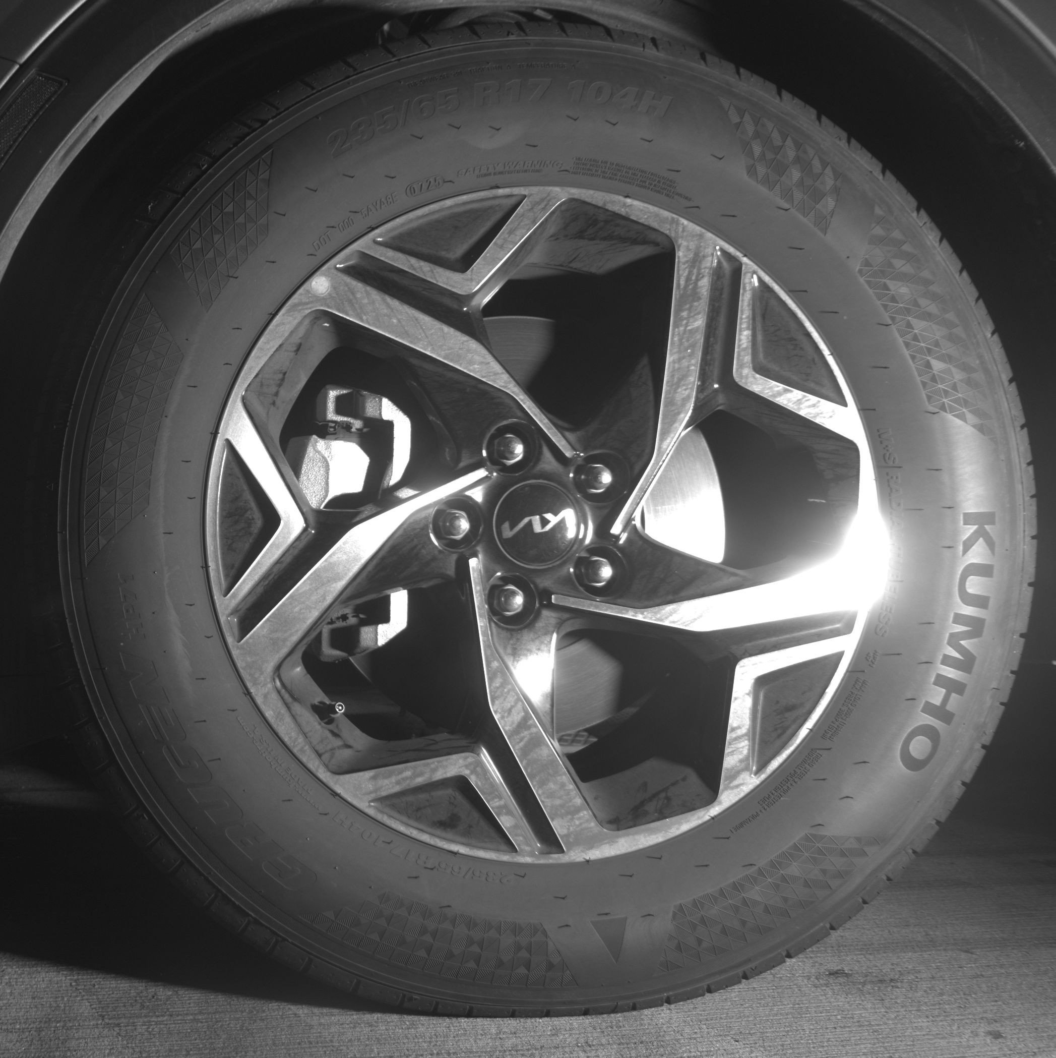 Used 2025 Kia Sportage LX image 12