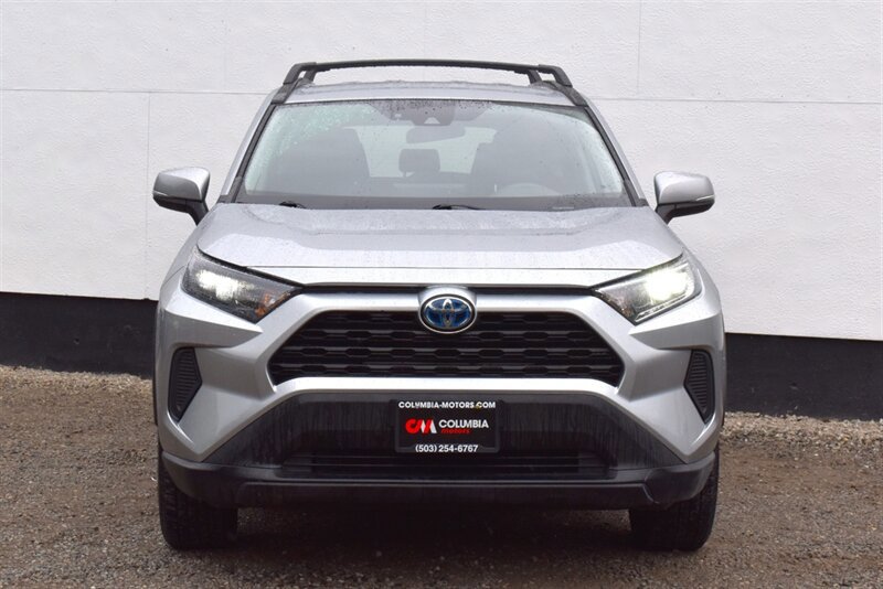 Used 2019 Toyota RAV4 LE w/ Carpet Mat Package AWD/4WD image 7