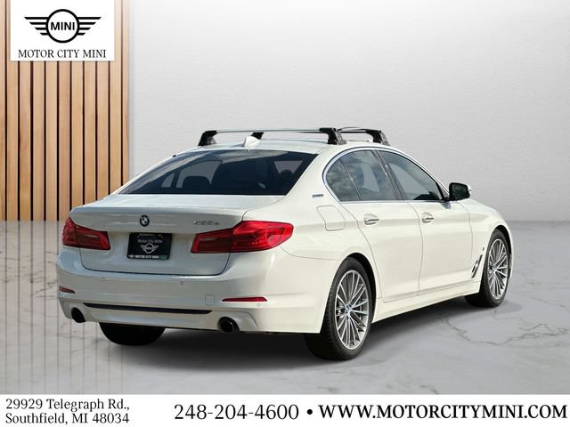 Used 2018 BMW 530e xDrive w/ Premium Package 2 AWD/4WD image 4