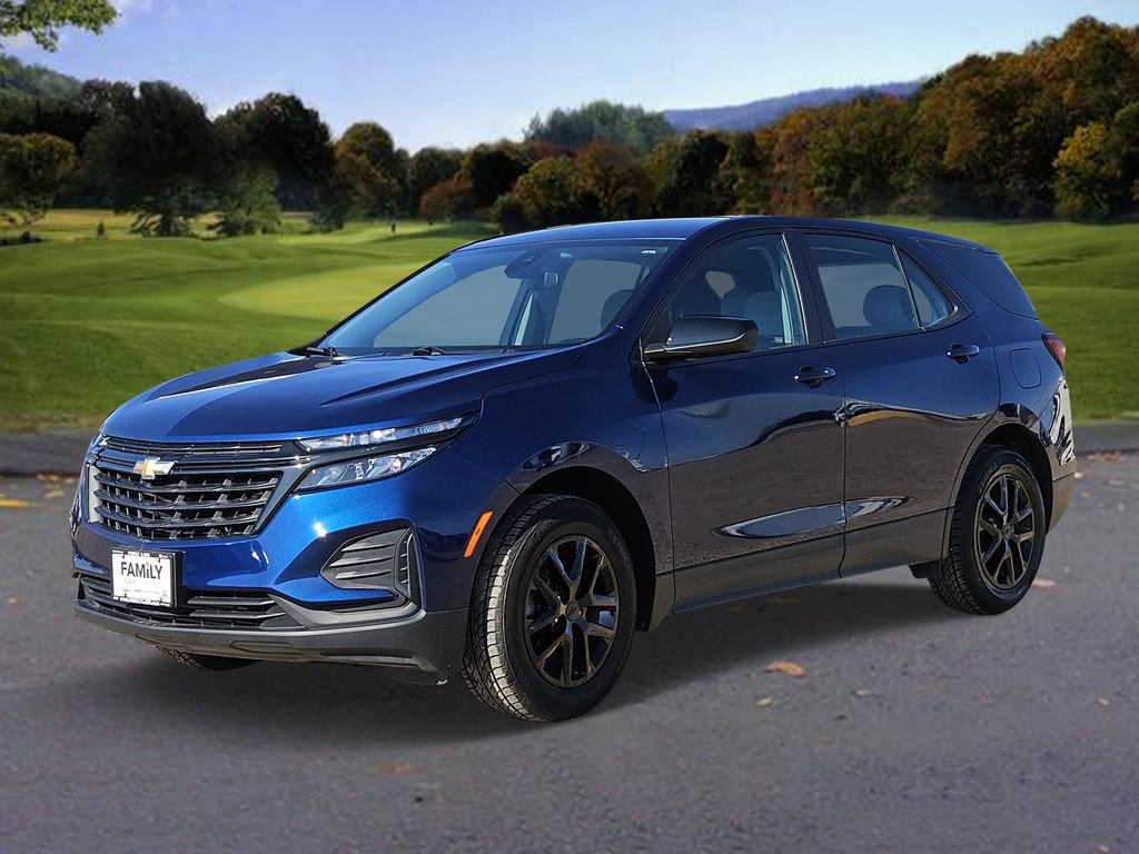 Used 2022 Chevrolet Equinox LS image 3