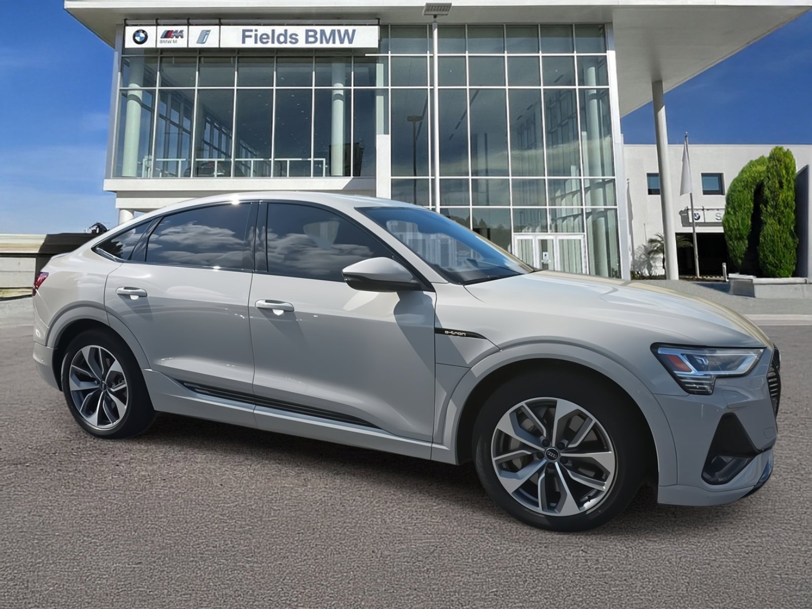 Used 2021 Audi e-tron Premium w/ Black Optic Package