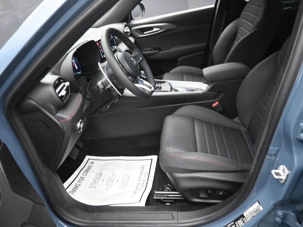 Used 2025 Dodge Hornet R/T image 13