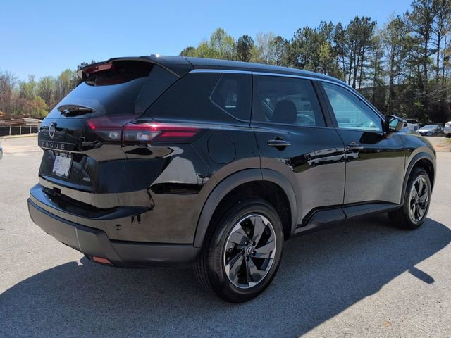 Used 2025 Nissan Rogue SV AWD/4WD image 4