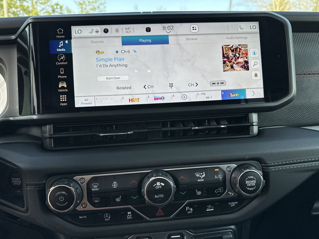 Certified 2025 Jeep Wrangler Unlimited Rubicon w/ Safety Group image 11