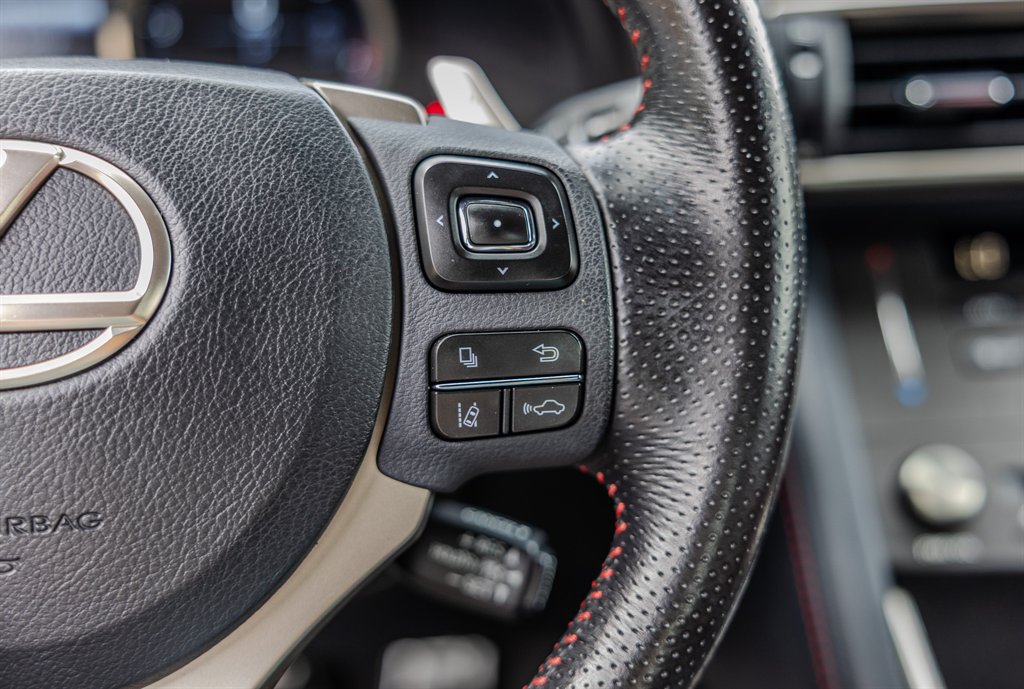 Used 2020 Lexus IS 350 F Sport w/ F Sport Package RWD image 16