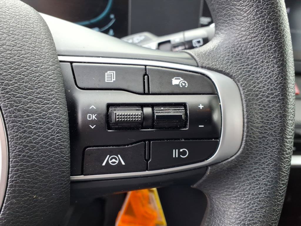 Used 2025 Kia Sportage LX AWD/4WD image 20