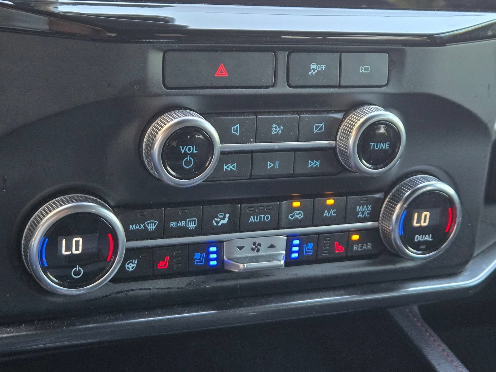 Used 2023 Ford Expedition Limited RWD image 18