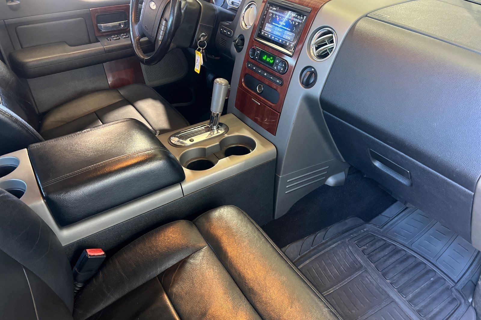 Used 2005 Ford F150 XLT RWD image 41