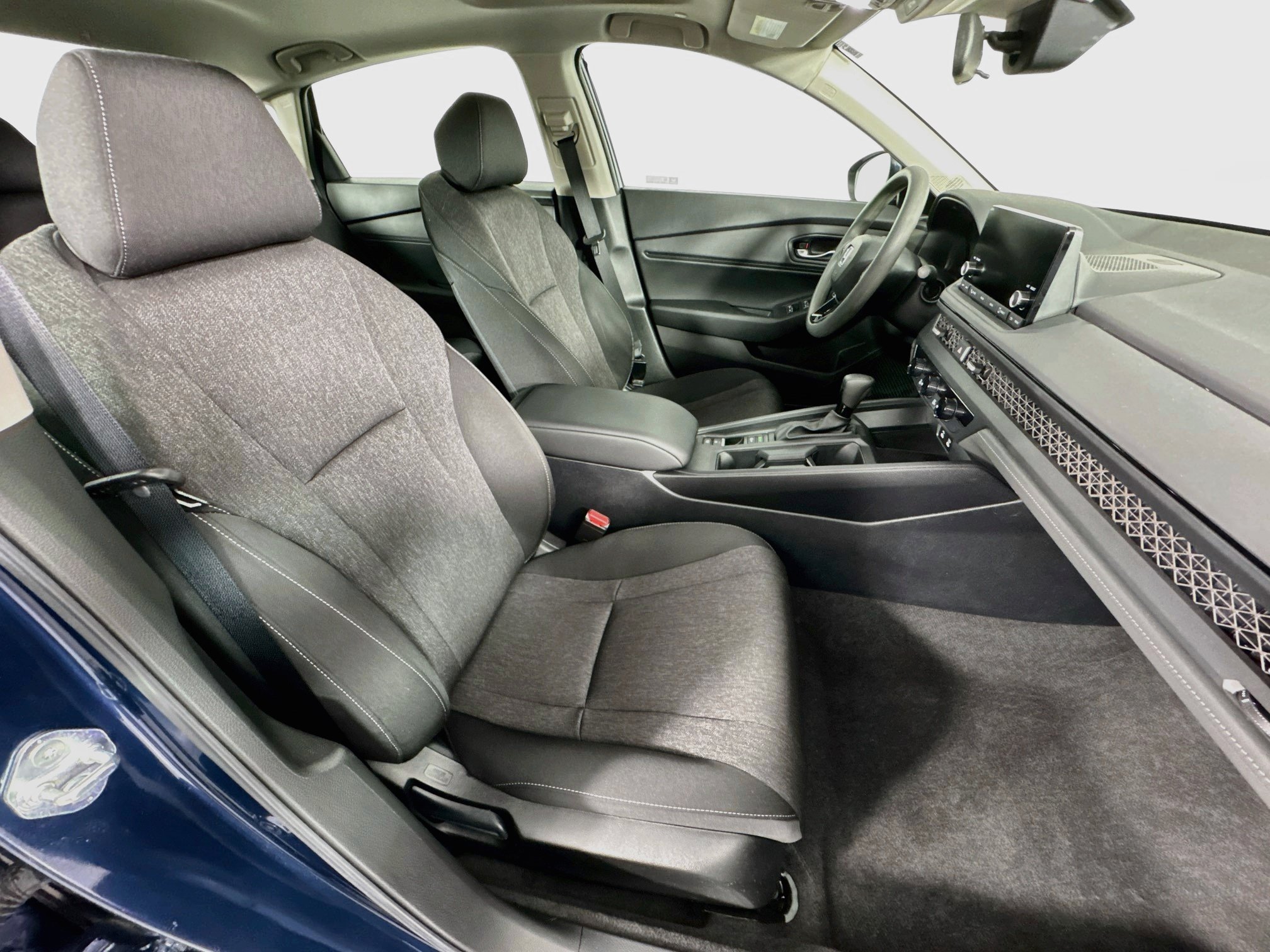 Certified 2024 Honda Accord EX image 27