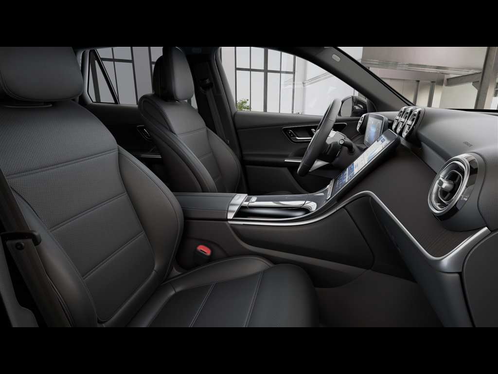 Certified 2026 Mercedes-Benz GLC 300 4MATIC image 39