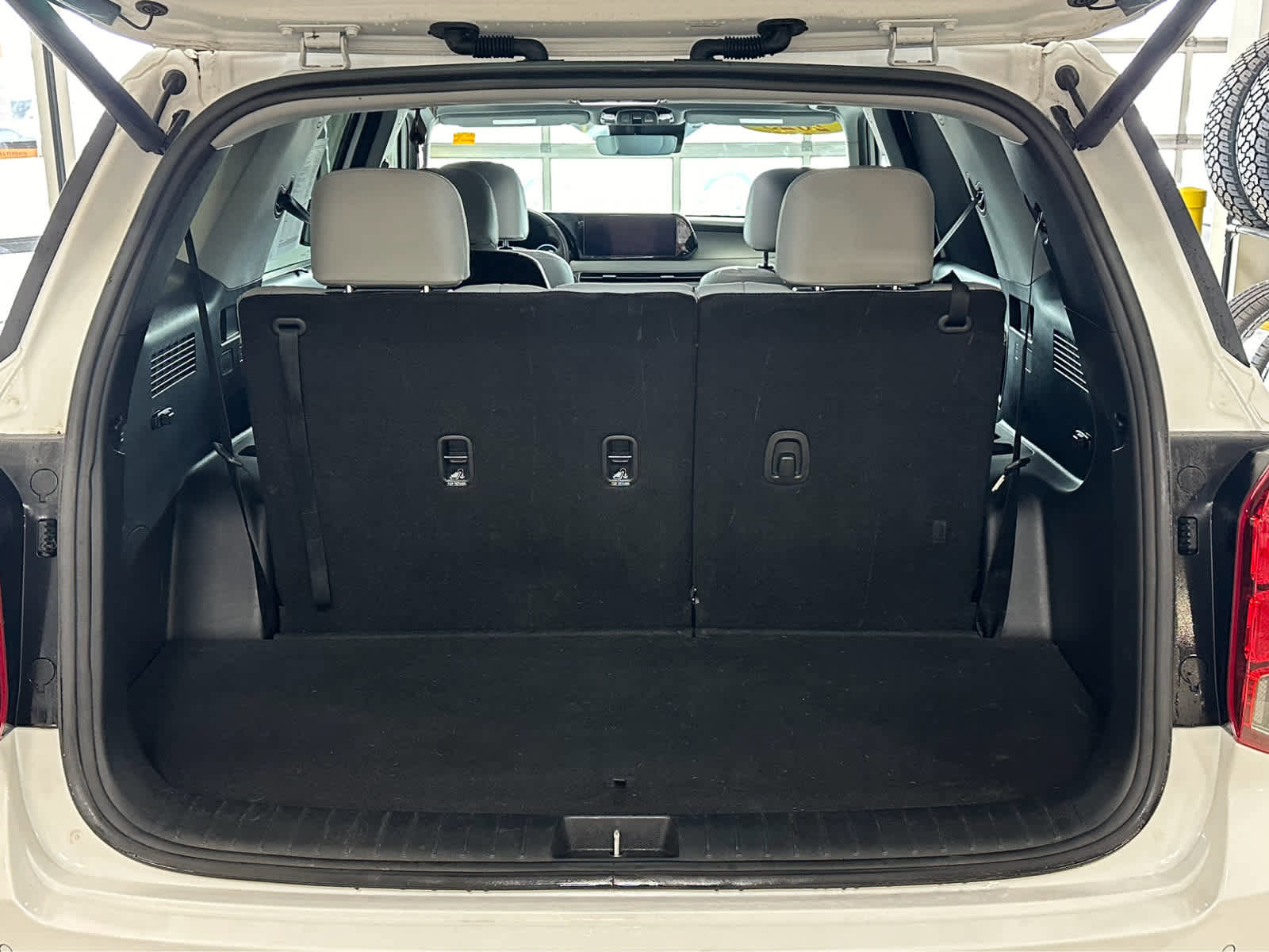 Used 2025 Hyundai Palisade SEL image 9