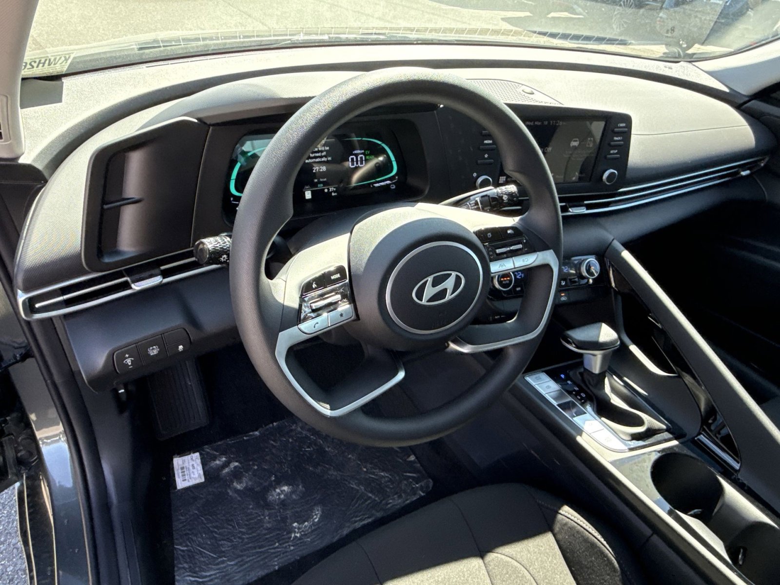 New 2026 Hyundai Elantra Blue image 16