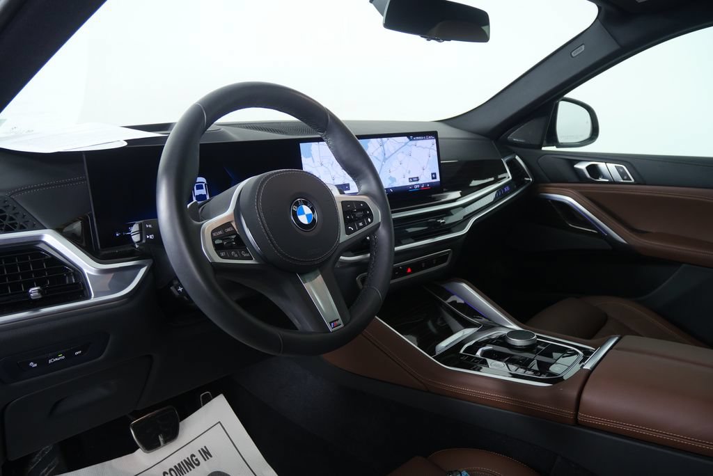 Certified 2025 BMW X6 xDrive40i AWD/4WD image 12