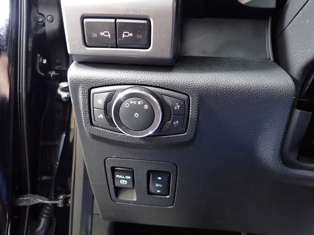 Used 2018 Ford F150 XLT w/ Equipment Group 301A Mid image 26