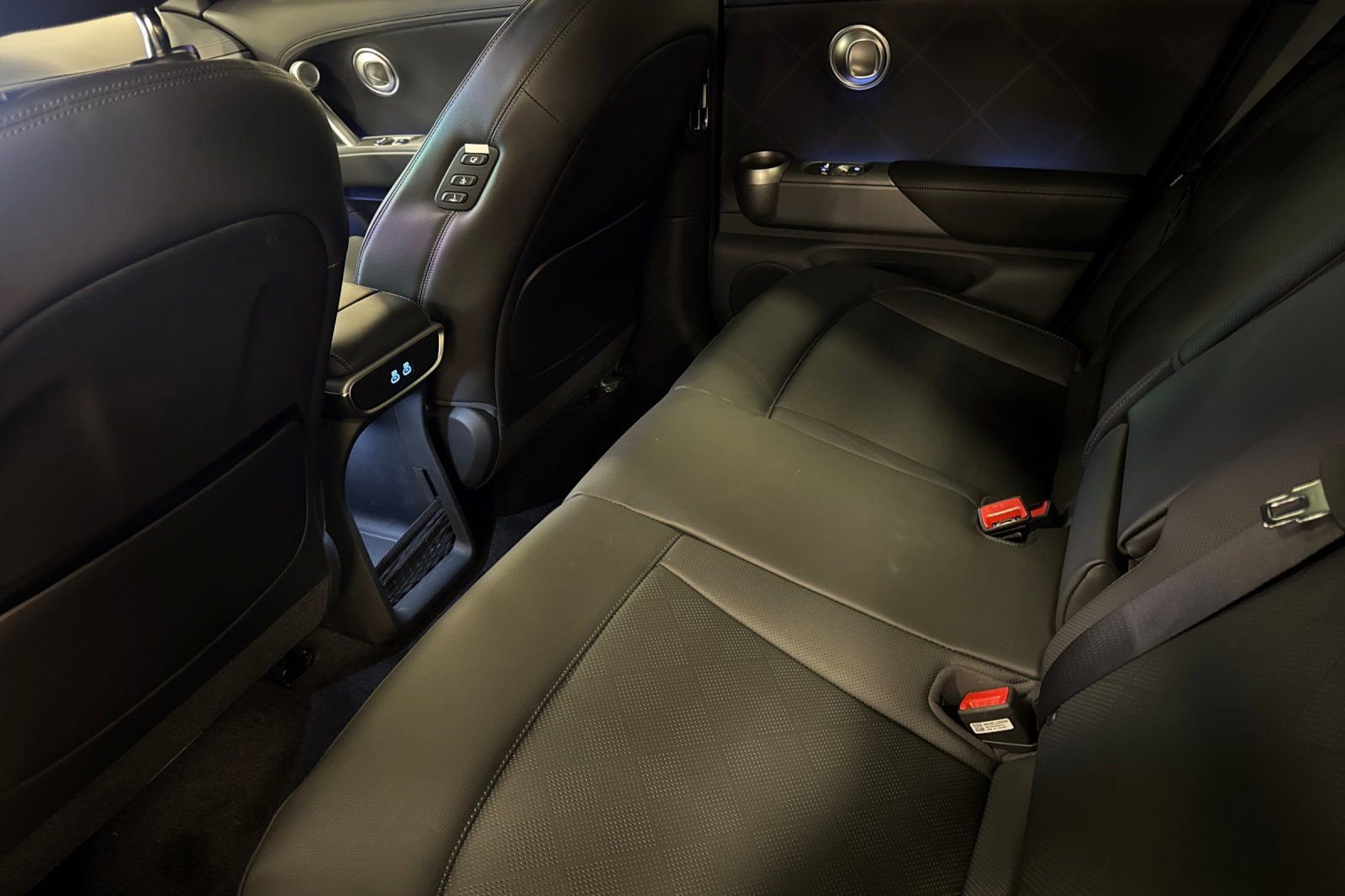New 2026 Genesis GV60 Advance AWD/4WD image 12