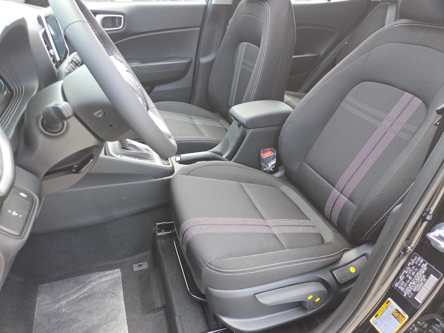 New 2026 Hyundai Venue SEL FWD image 26