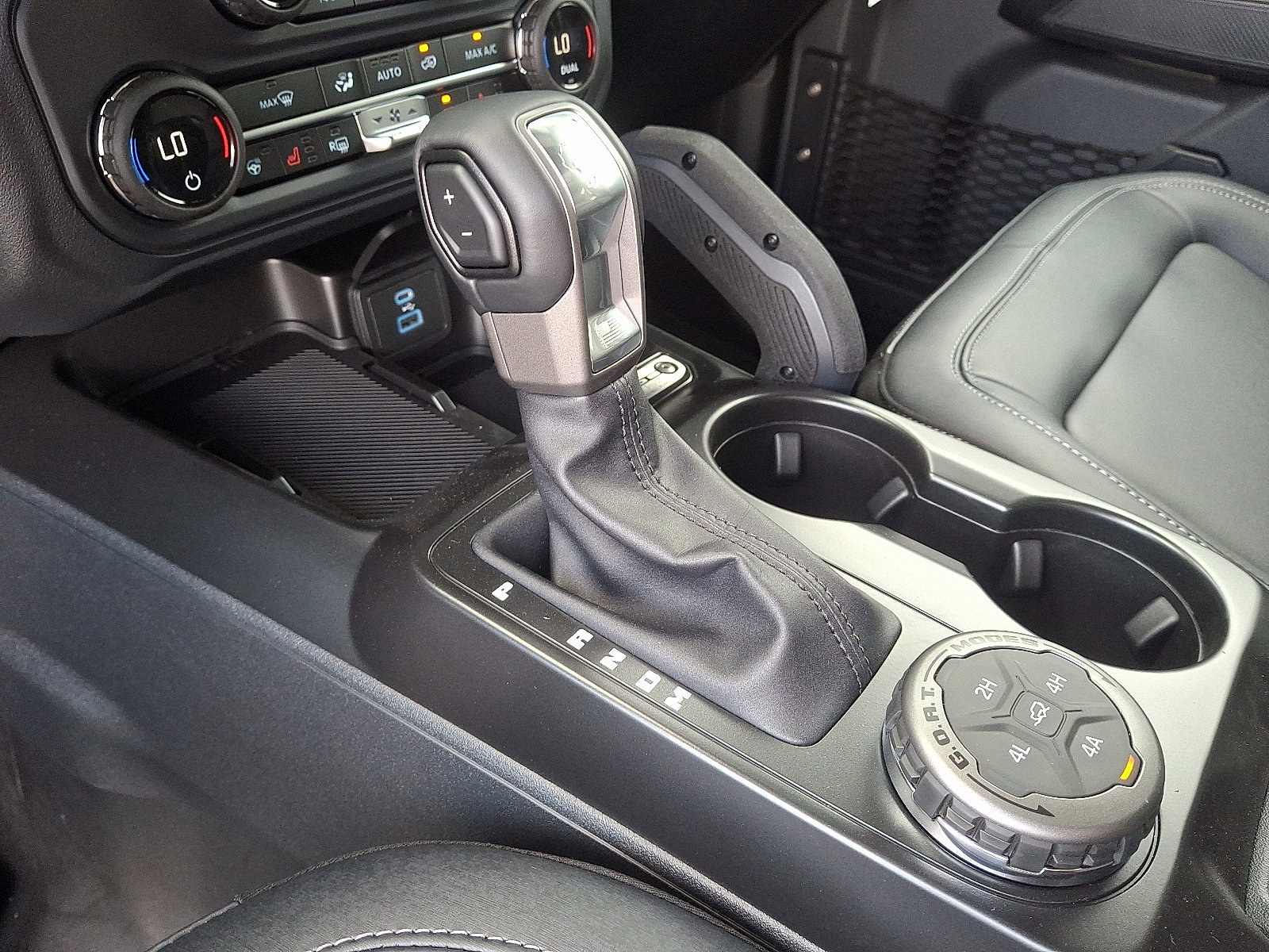 New 2025 Ford Bronco Badlands image 22