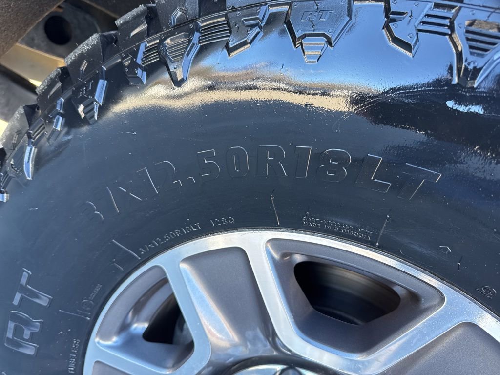 Used 2023 Ford F250 Lariat w/ FX4 Off-Road Package image 35