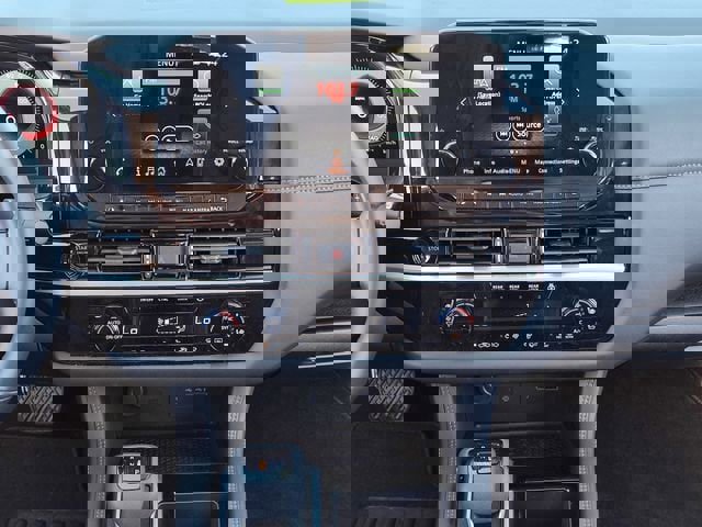 Used 2025 Nissan Pathfinder Platinum w/ Cargo Package image 22