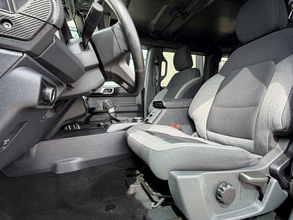 Used 2025 Ford Bronco Big Bend image 10