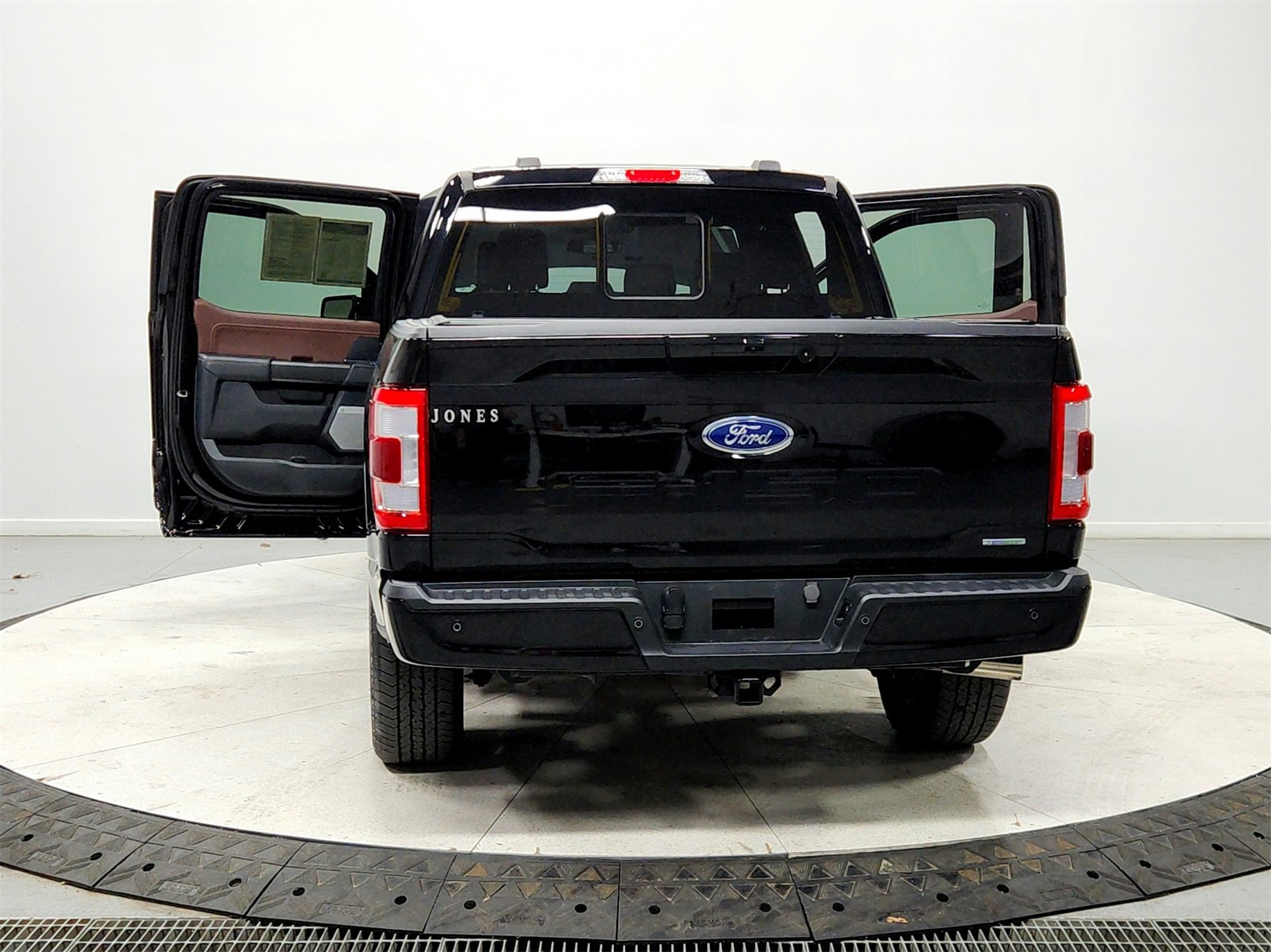 Used 2023 Ford F150 Lariat image 14