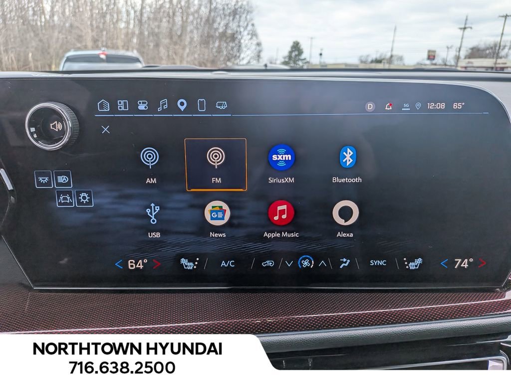 Used 2025 Chevrolet Traverse Z71 w/ Enhanced Driving Package AWD/4WD image 25