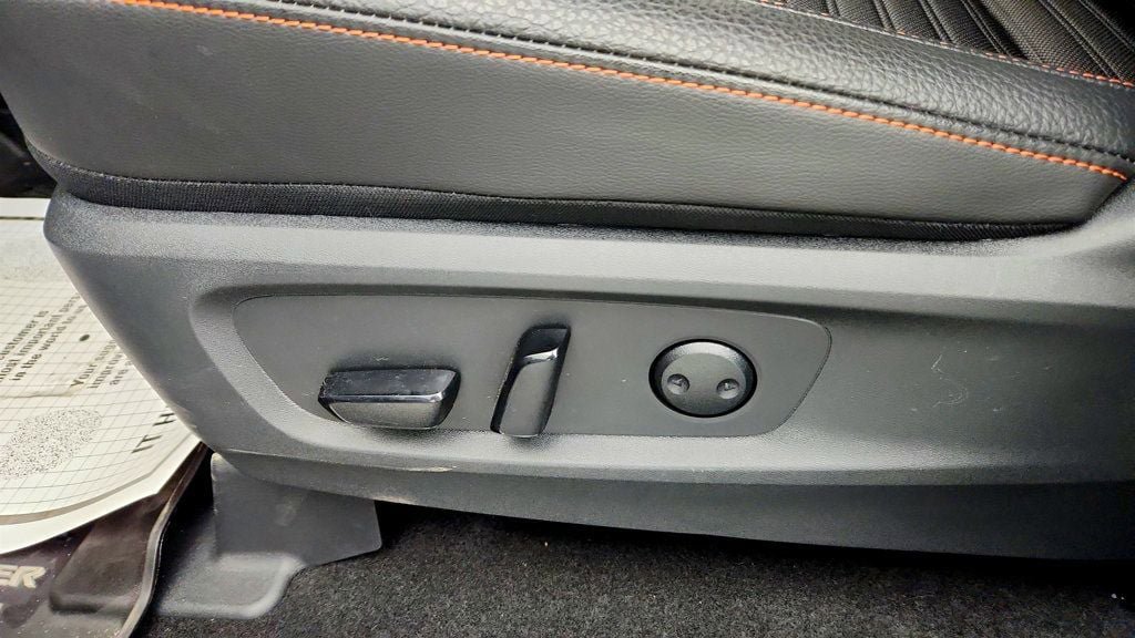 Used 2025 Nissan Pathfinder Rock Creek AWD/4WD image 11