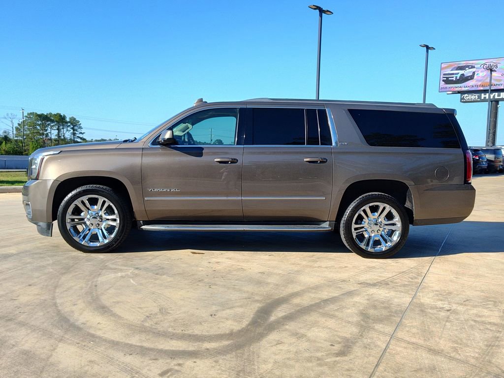 Used 2016 GMC Yukon XL SLT w/ Premium Edition image 3