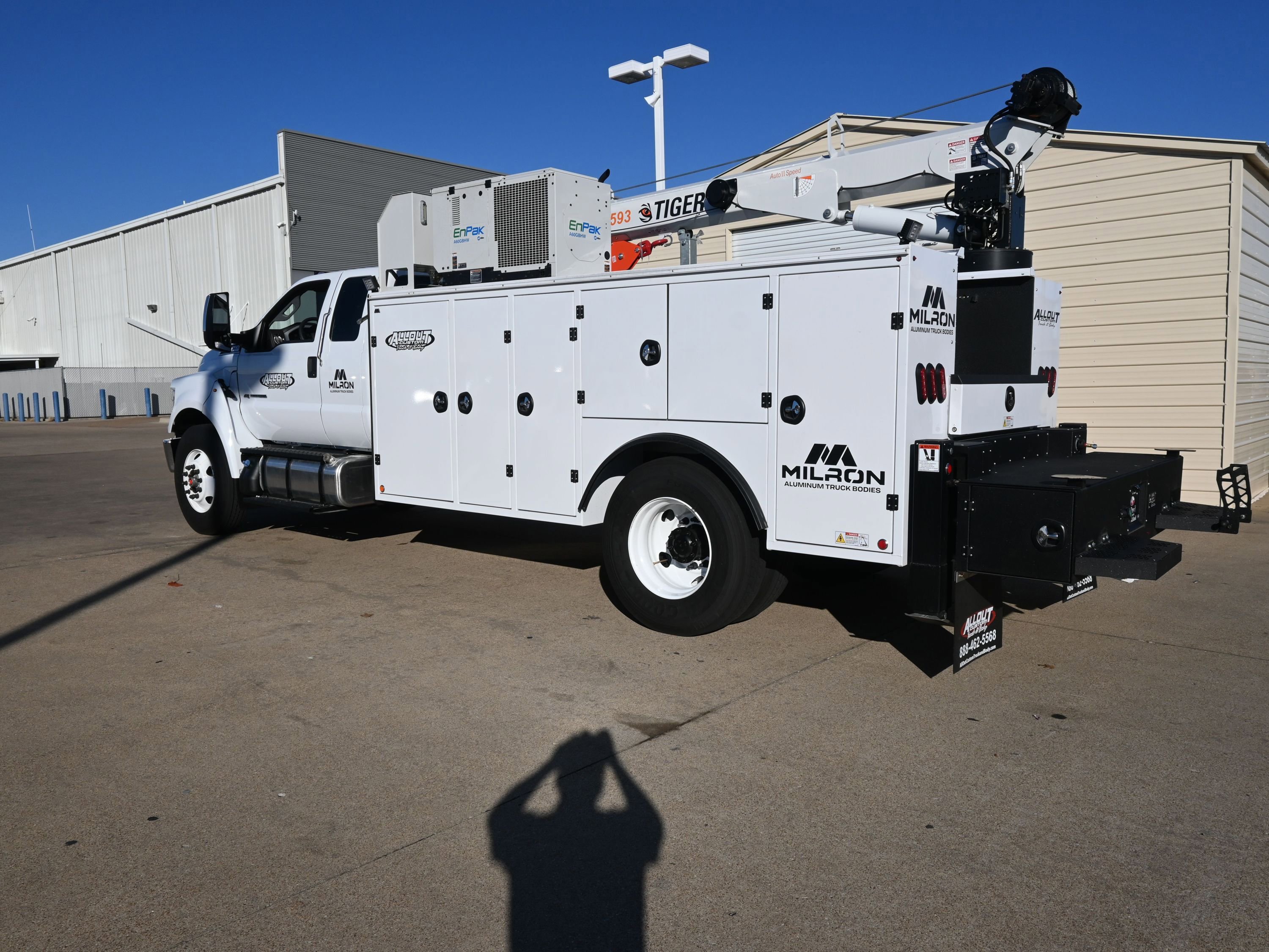 New 2026 Ford F750 2WD SuperCab Super Duty image 4