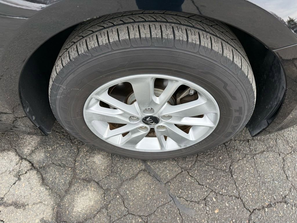 Used 2016 Kia Optima LX image 9