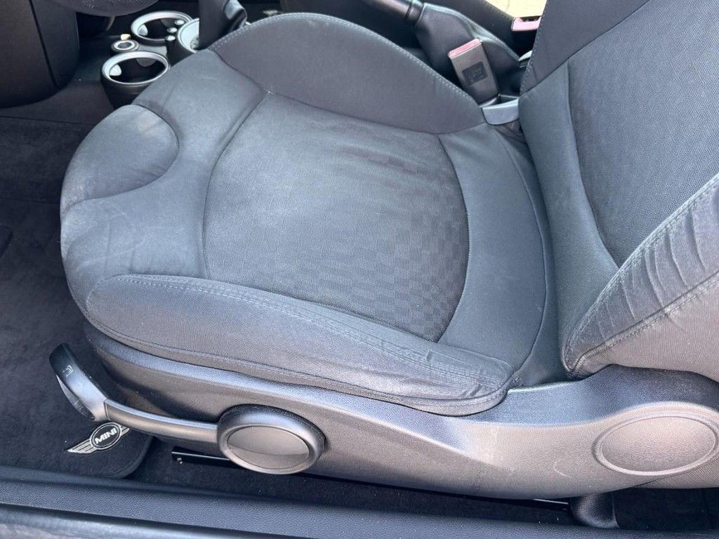 Used 2009 MINI Cooper S FWD image 11