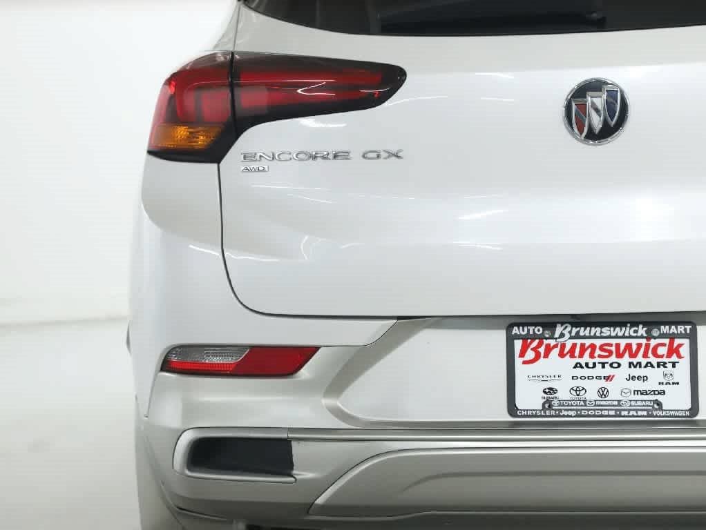 Used 2020 Buick Encore GX Preferred w/ Cold Weather Comfort Package AWD/4WD image 42