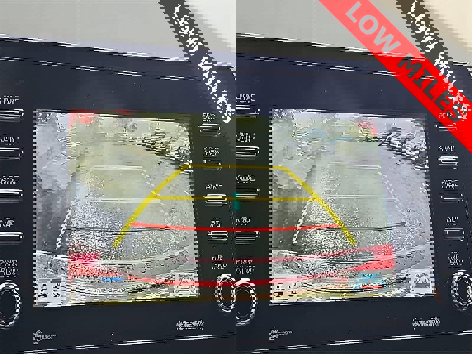 Used 2023 Toyota Camry SE image 26