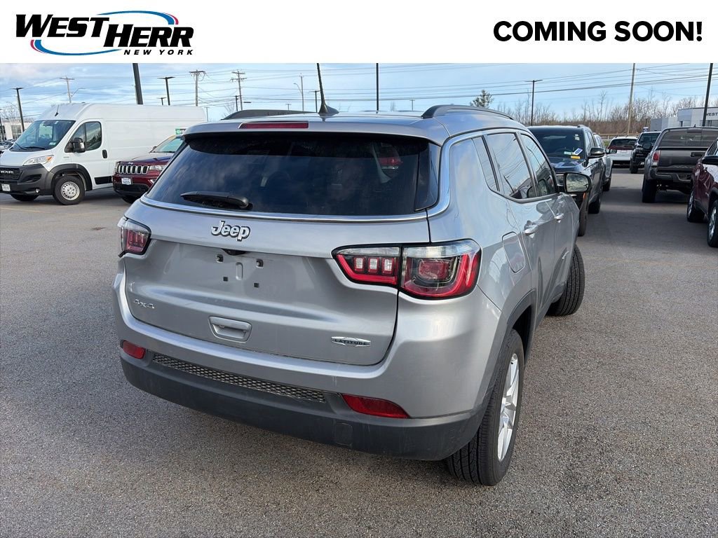 Used 2022 Jeep Compass Latitude w/ Convenience Group image 2