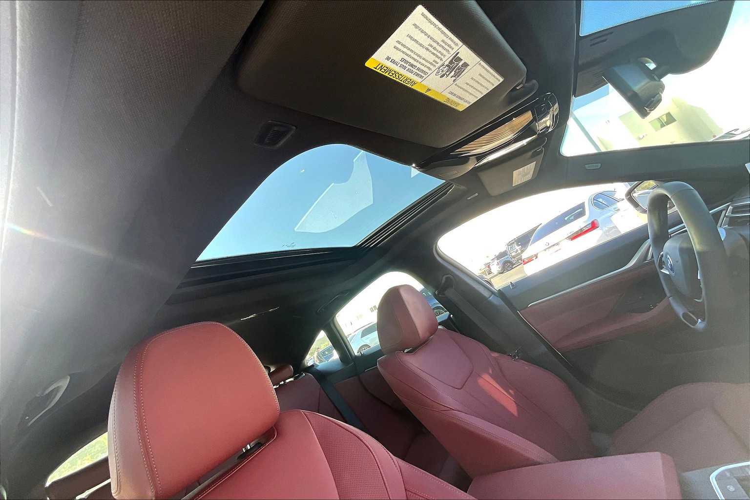 Used 2025 BMW i4 eDrive40 w/ Parking Assistance Package image 25