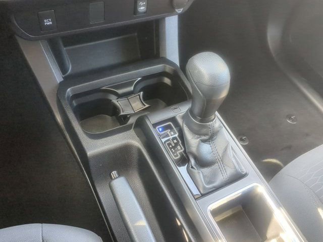 Certified 2018 Toyota Tacoma SR image 14