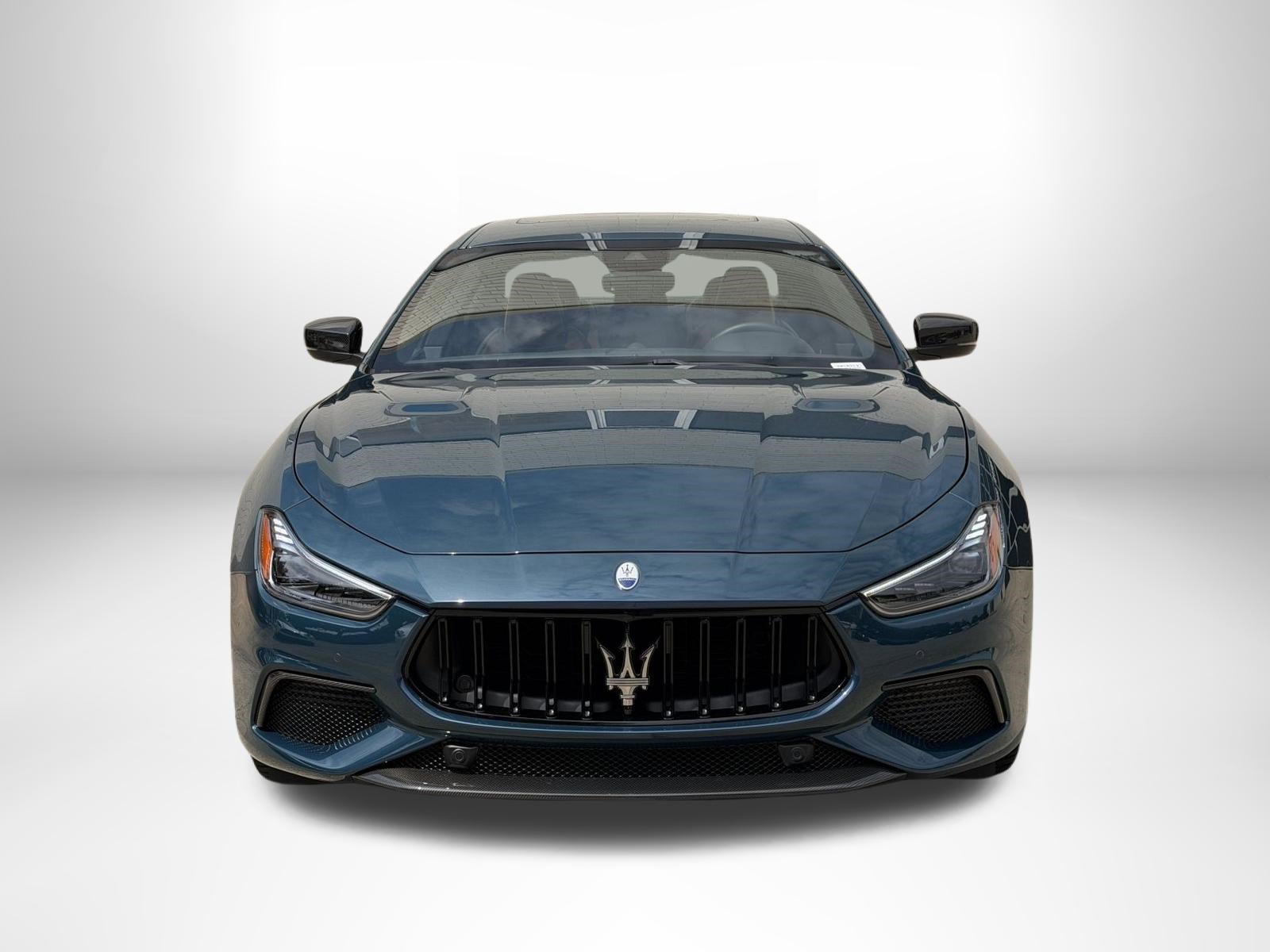 Used 2024 Maserati Ghibli Trofeo RWD image 8