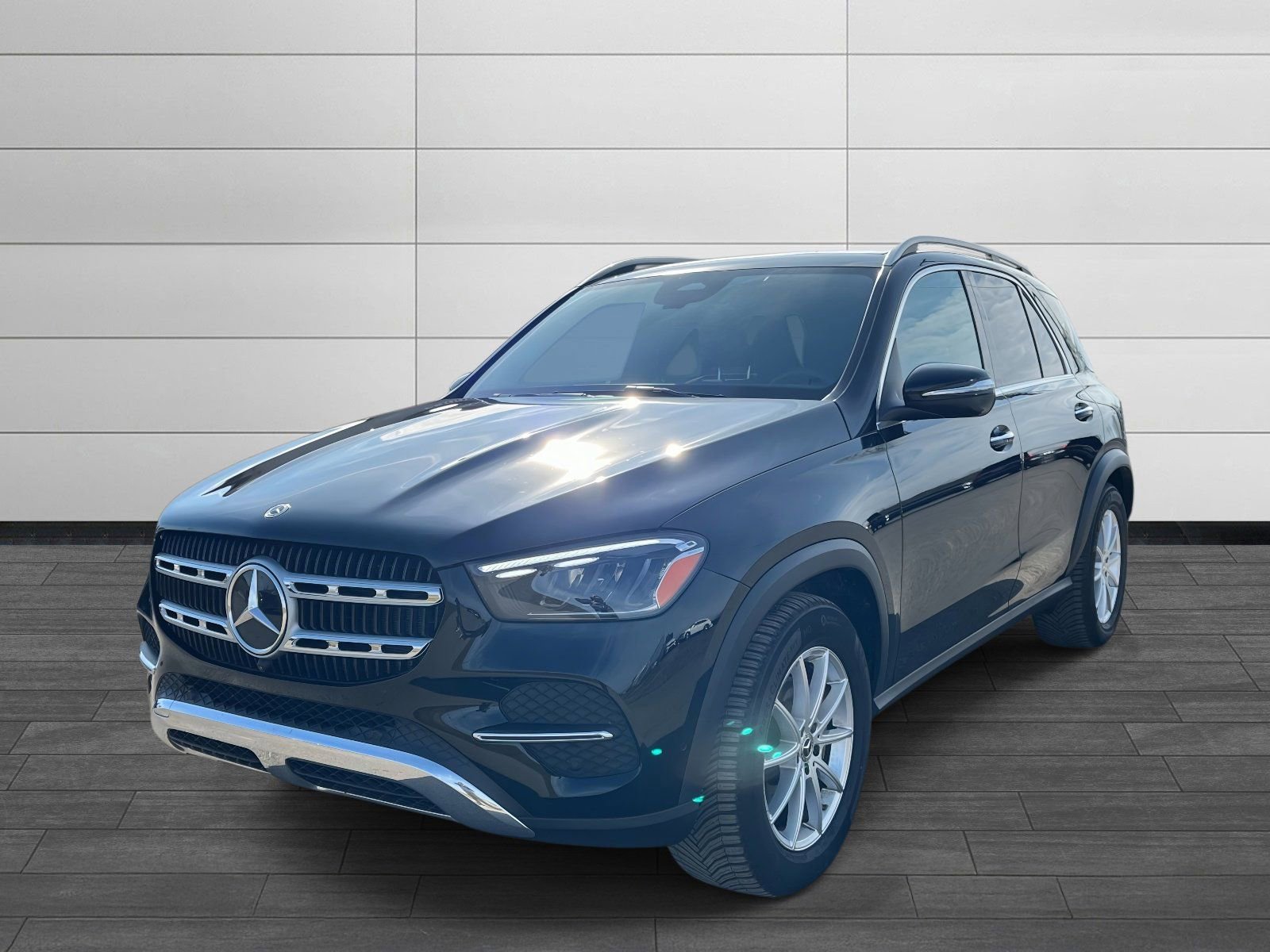 Used 2025 Mercedes-Benz GLE 350 4MATIC image 6