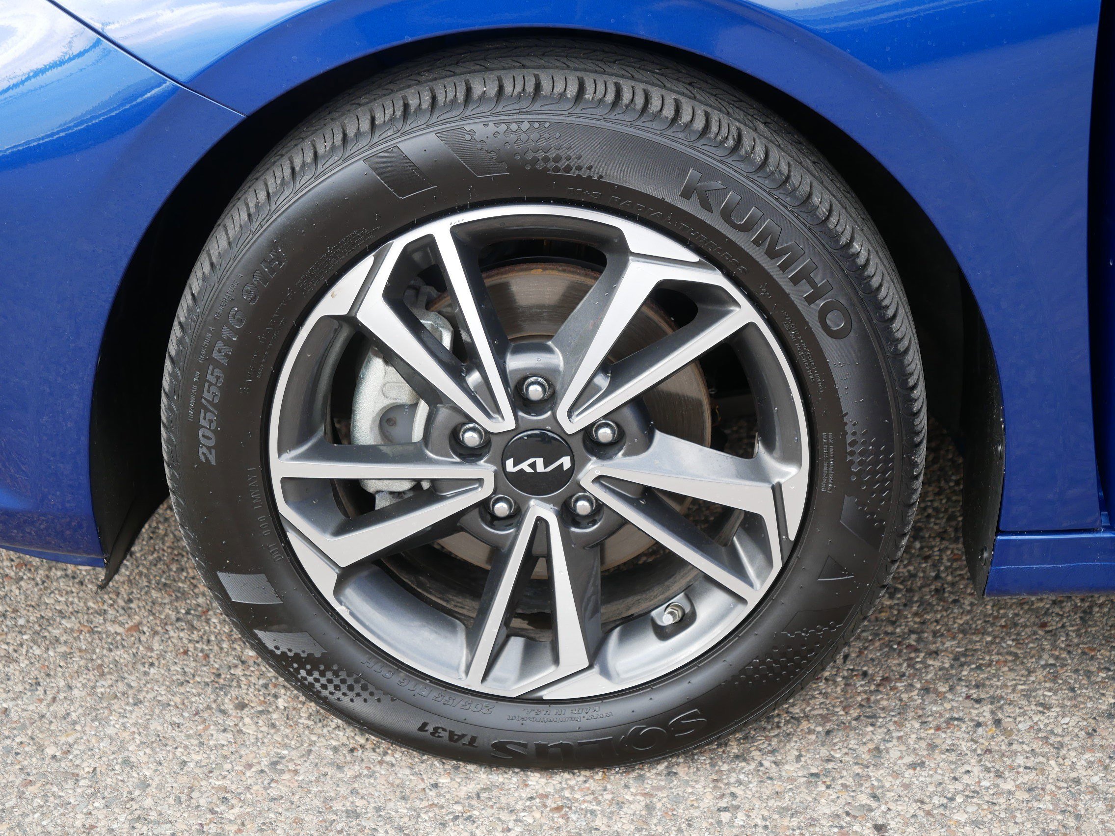 Certified 2023 Kia Forte LXS w/ LXS Technology Package FWD image 15