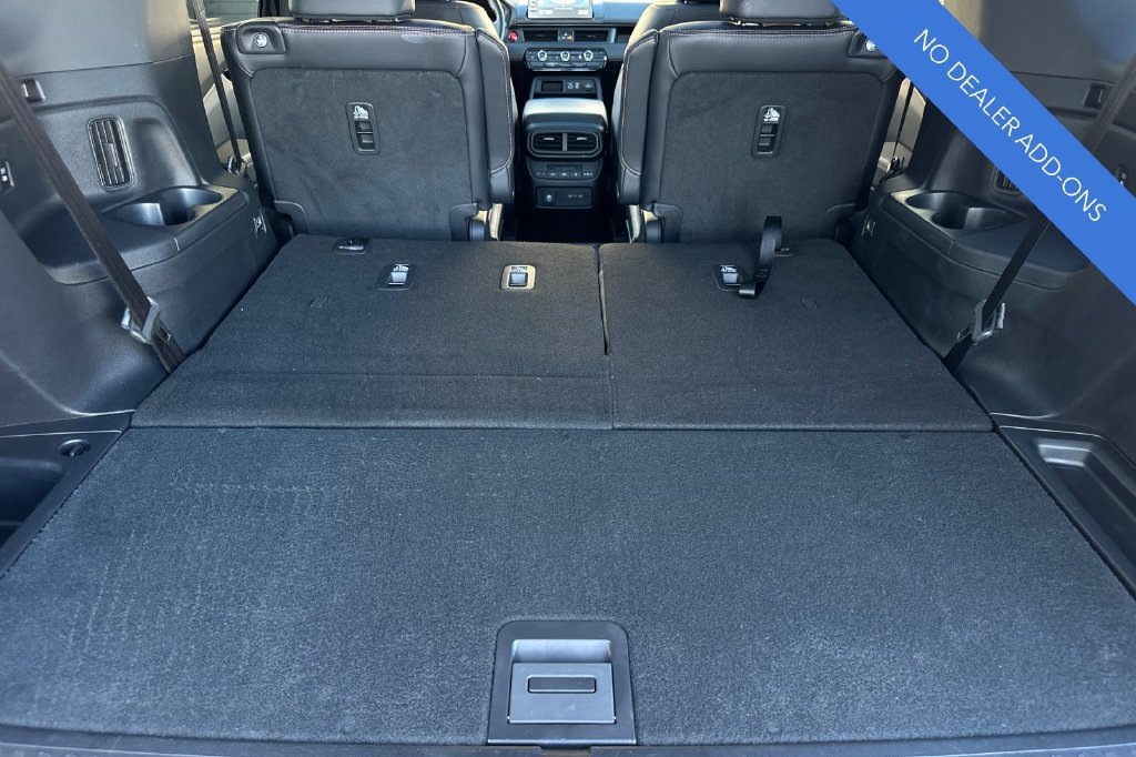 Certified 2025 Honda Pilot TrailSport image 17