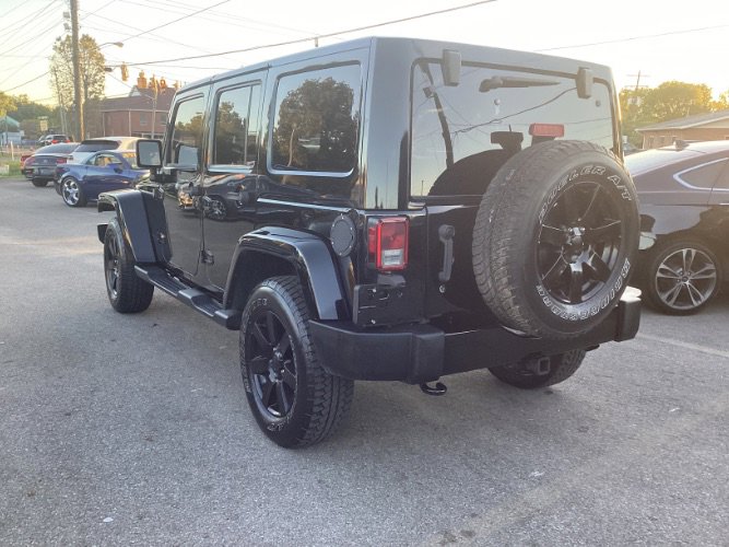 Used 2014 Jeep Wrangler Altitude image 4